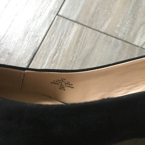 Pumps - Picture 3 of 6